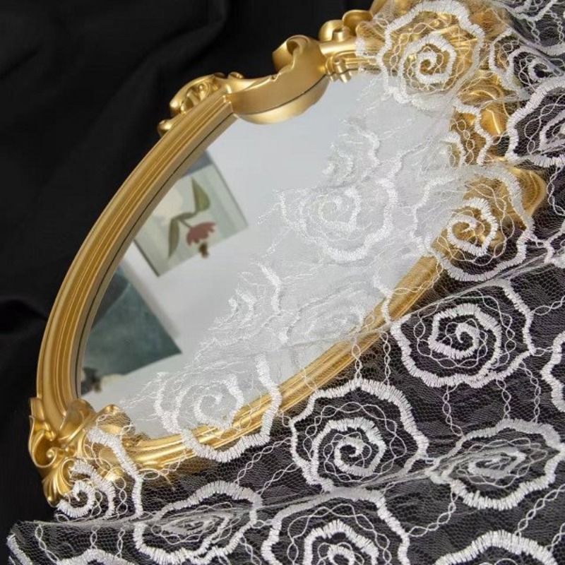 Haftowana tiulowa koronka z ok – Lace Dress recenzja i cena