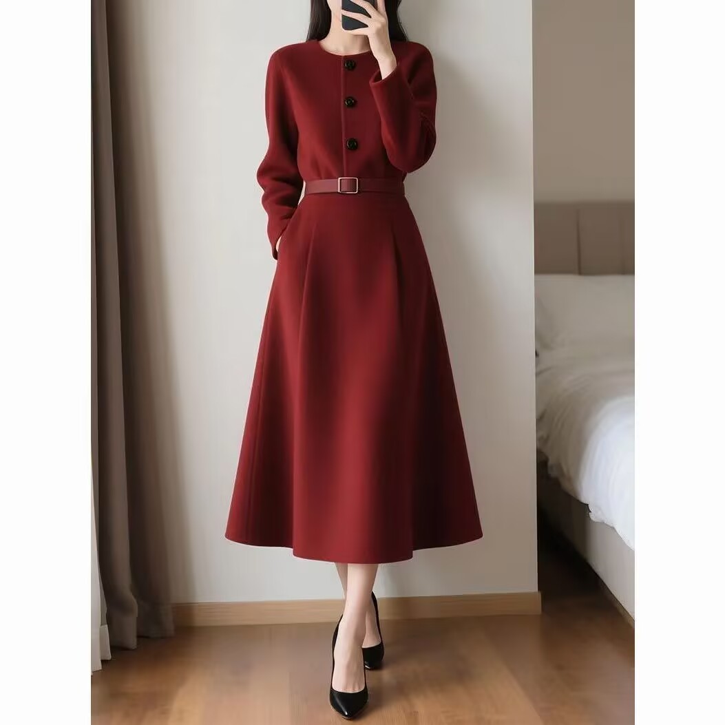 Czerwona, elegancka sukienka w – Women'S Red Formal Wear recenzja i cena
