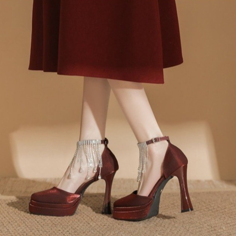 Damskie buty ślubne Mary Jane  – Pump Heel Block recenzja i cena